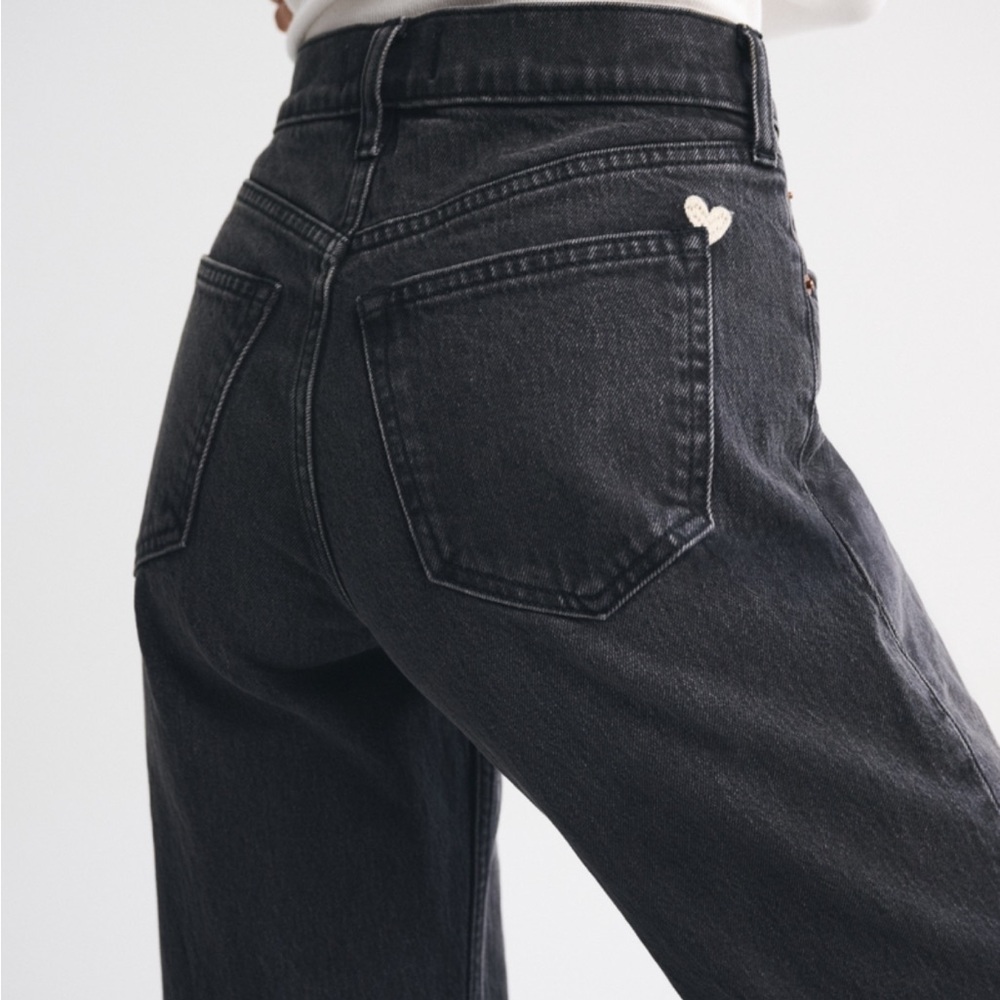 Abercrombie High Rise 90s Relaxed Jeans Size:29